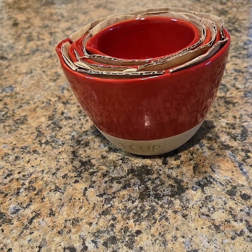 Red Envelope Red and Tan Ceramic Measuring Cups